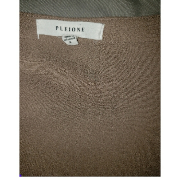 2- Pleione By Anthropology Blouses- S - Picture 3 of 8